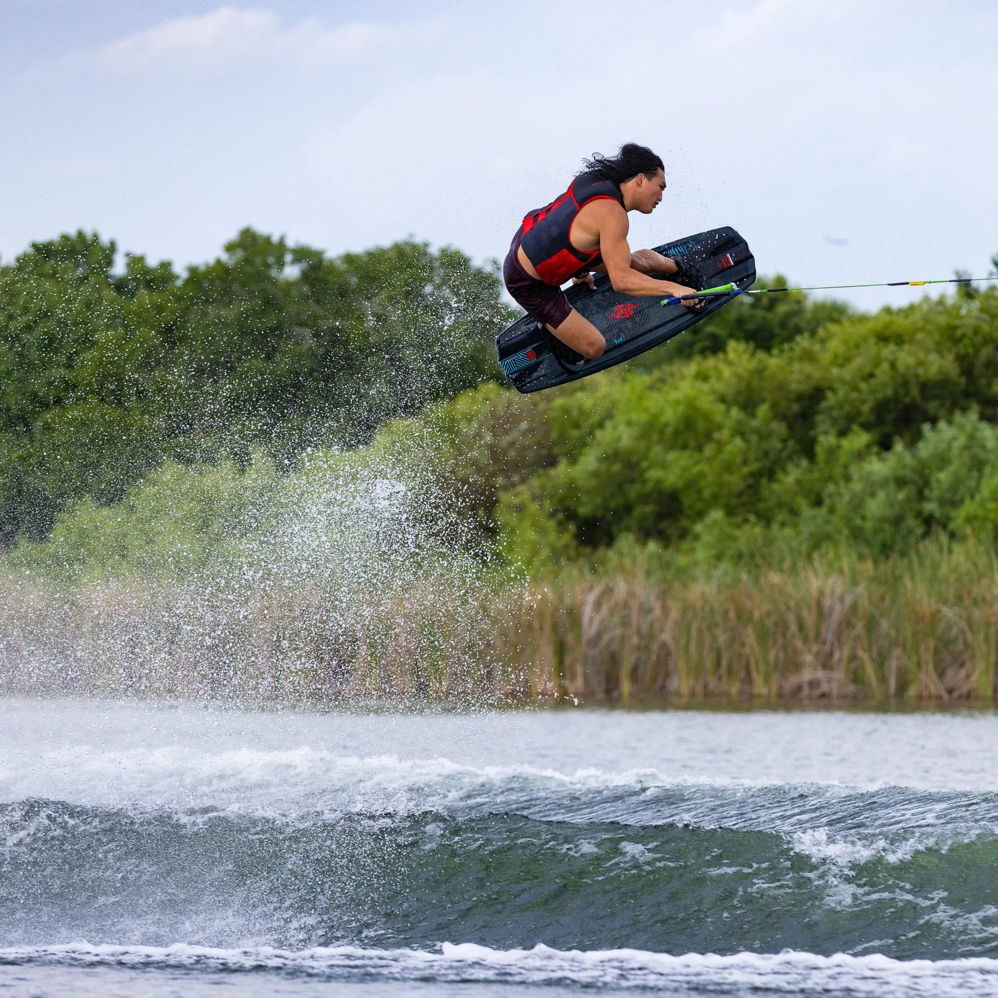 O'Brien Forum Wakeboard with Clutch Combo OBrien