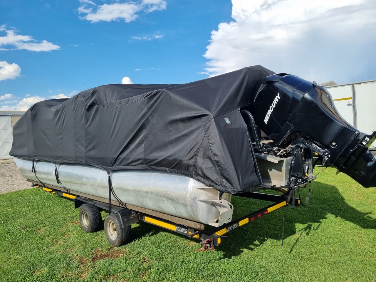 24ft Pontoon Custom Cover